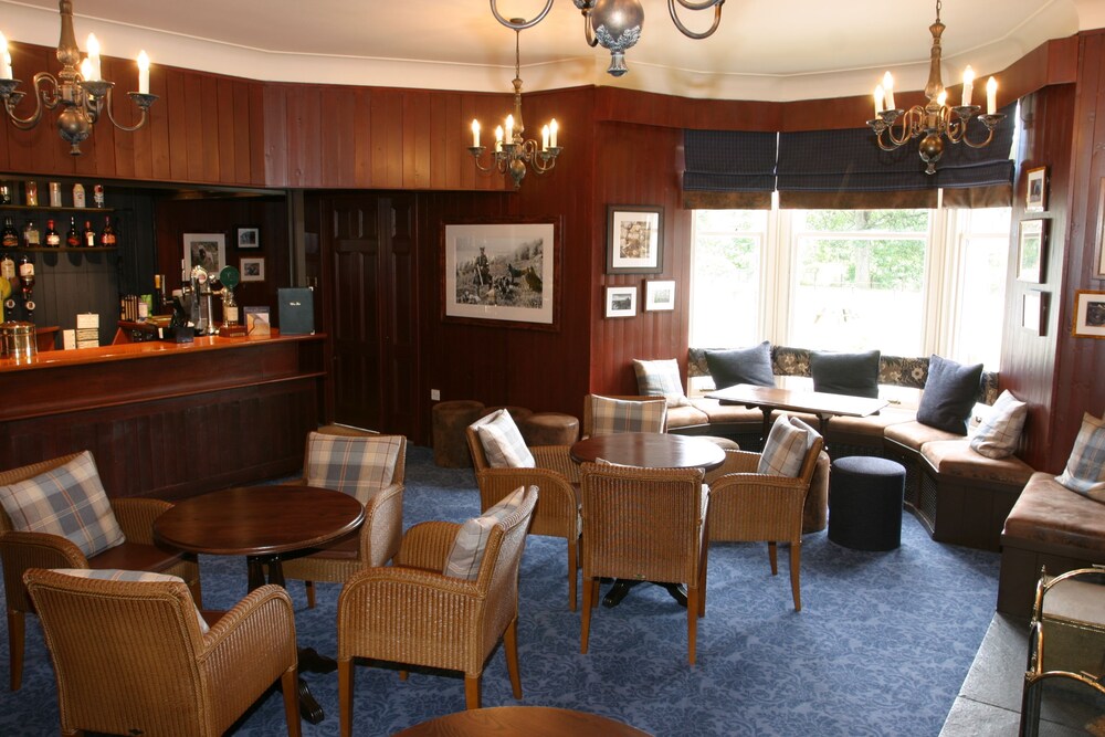 Hotel Bar