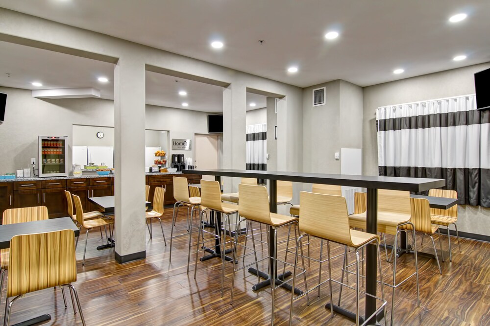 Food Court