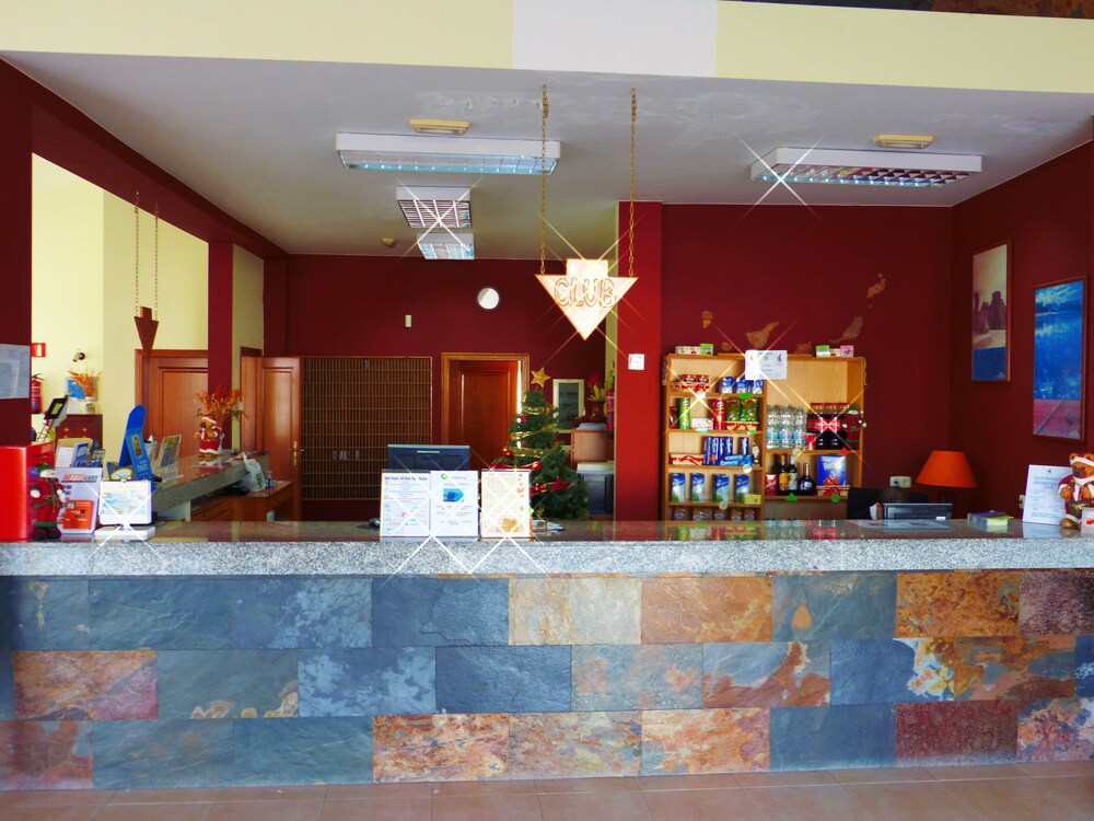 Snack bar