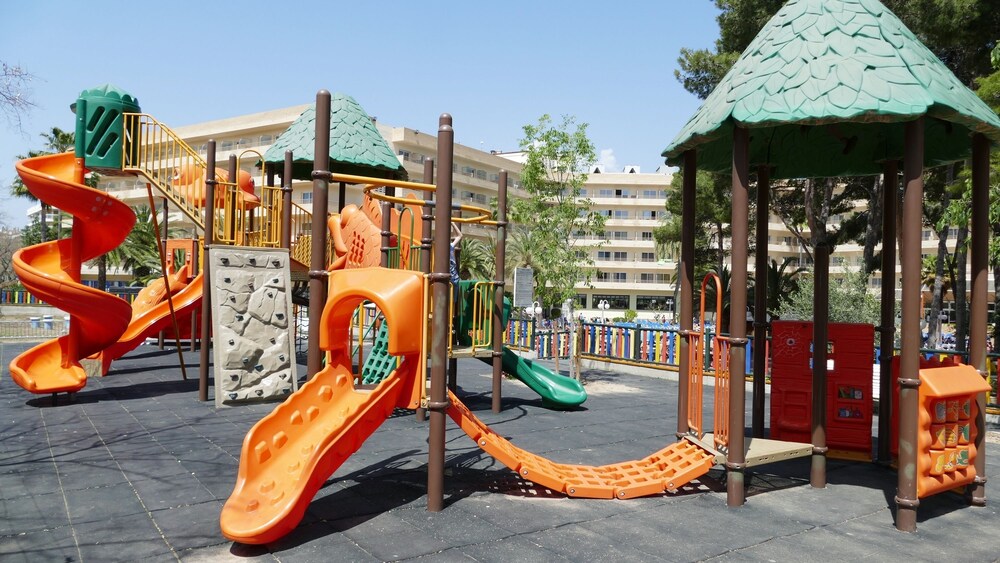 Childrens Play Area - Outdoor