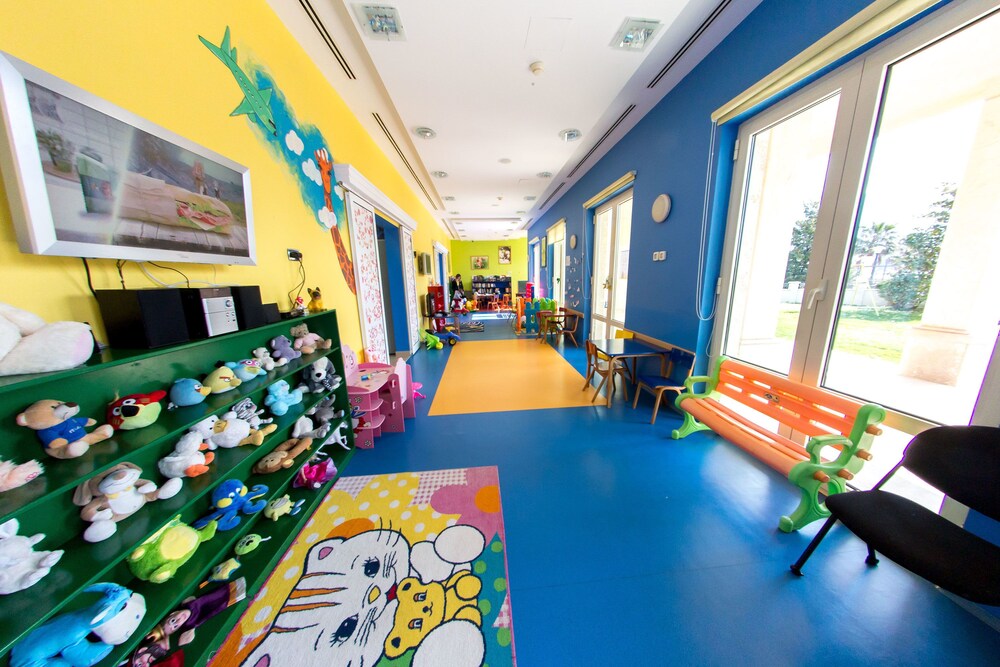 Childrens Play Area - Indoor