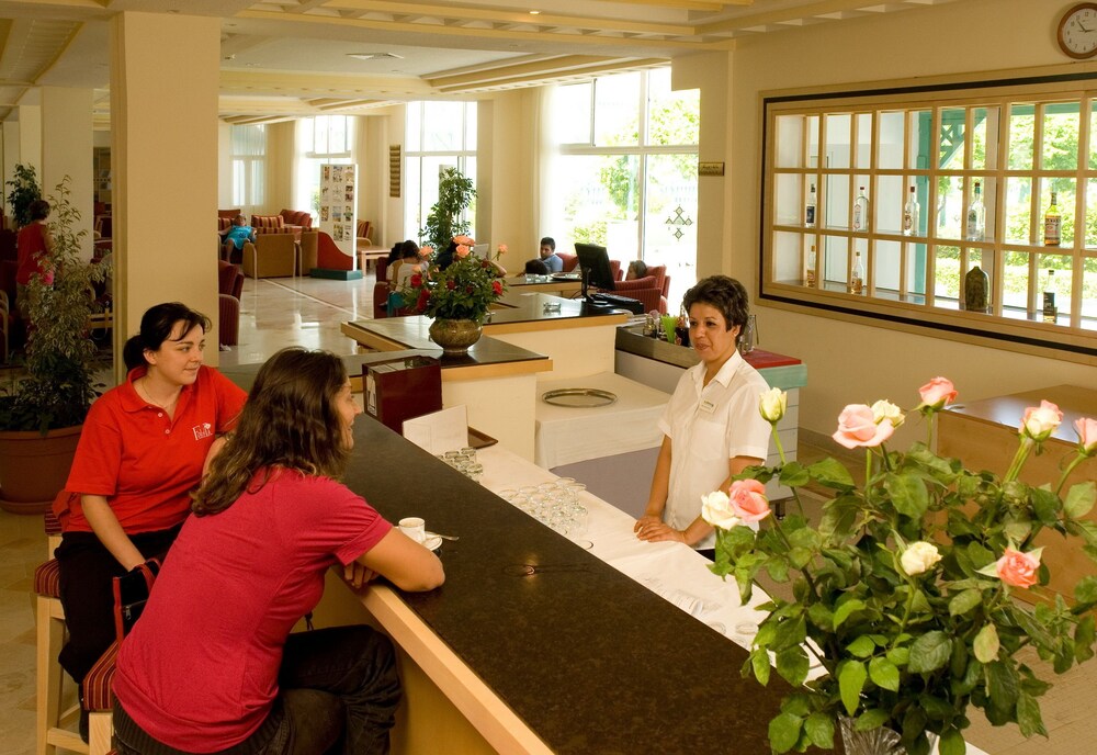 Hotel Bar
