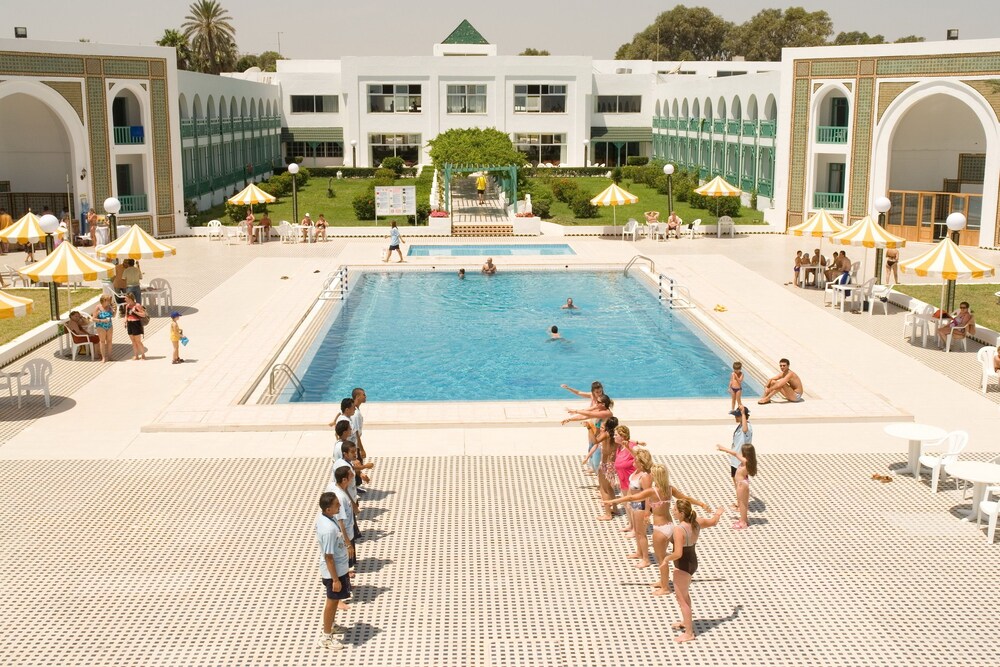 Pool