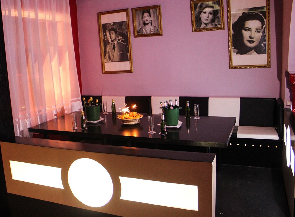 Hotel Bar