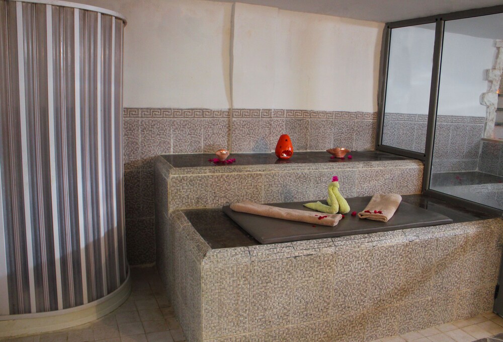 Steam Room