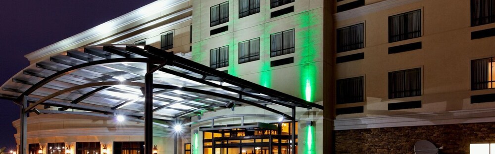 Hotel Front - Evening/Night