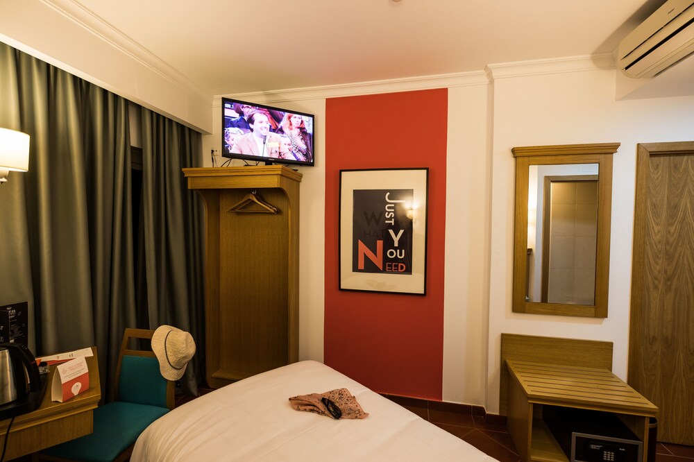 Guestroom