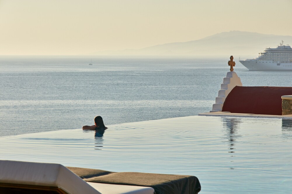 Infinity Pool