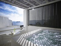 2 Double Connecting Rooms With Outdoor Spa Bath