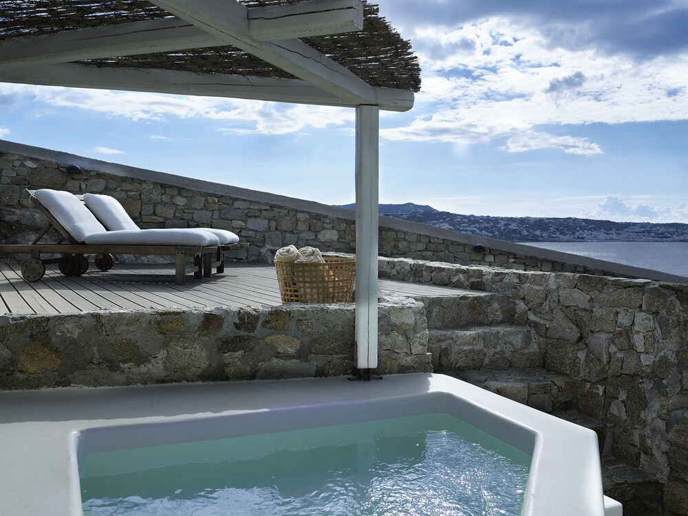 Jetted Tub