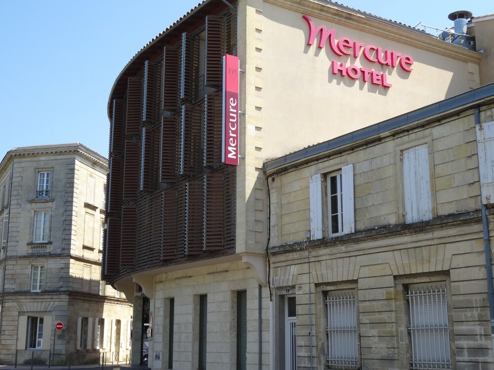 Fachada del hotel