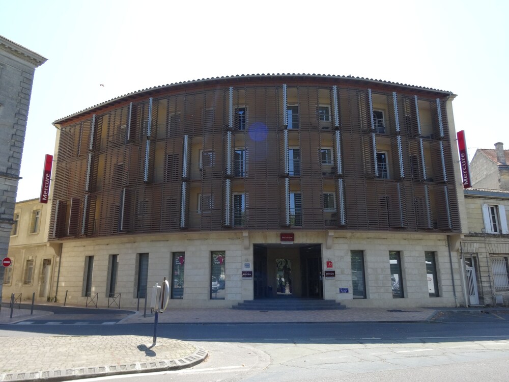 Fachada del hotel
