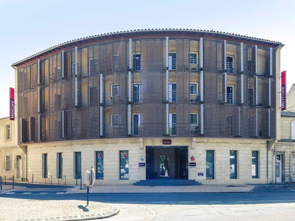 Fachada del hotel
