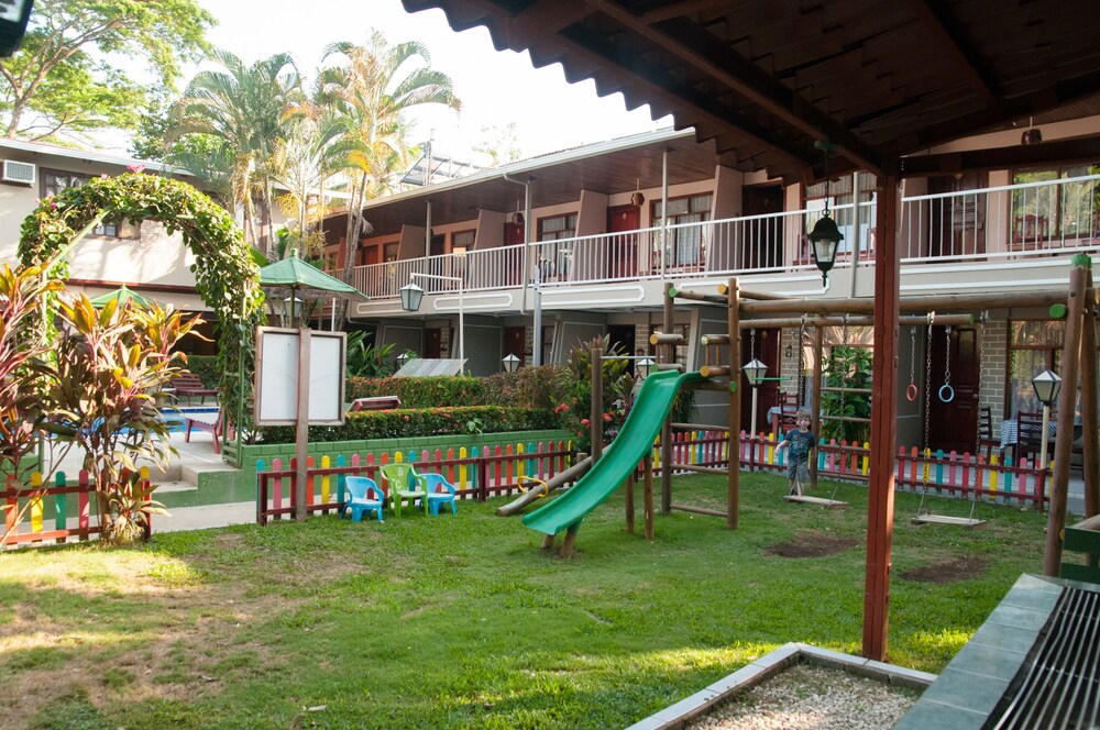 Childrens Play Area - Outdoor