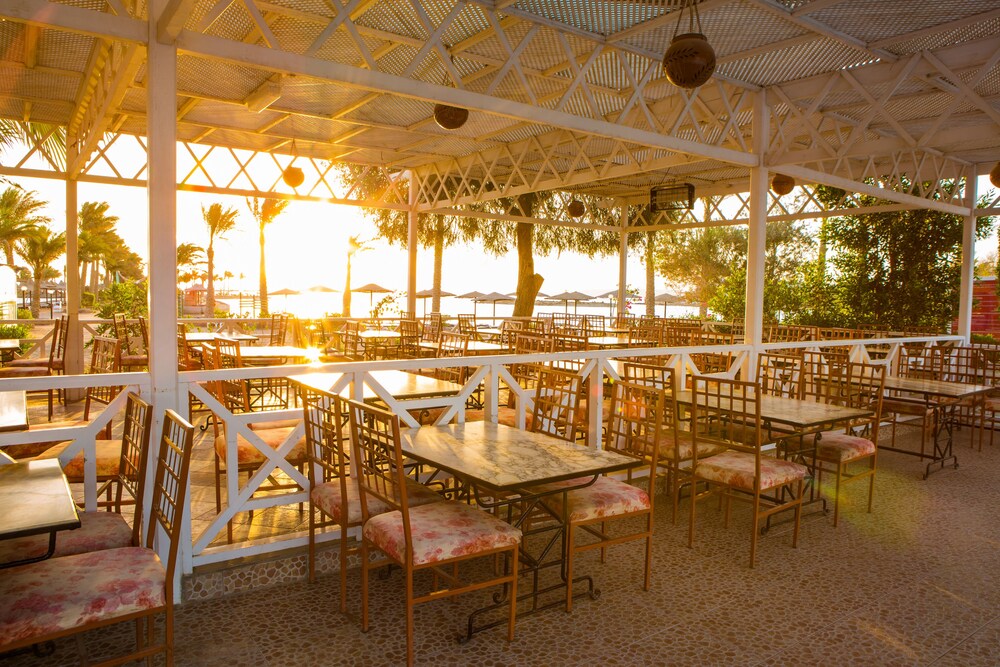 Poolbar