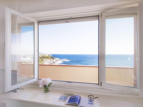Guestroom View
