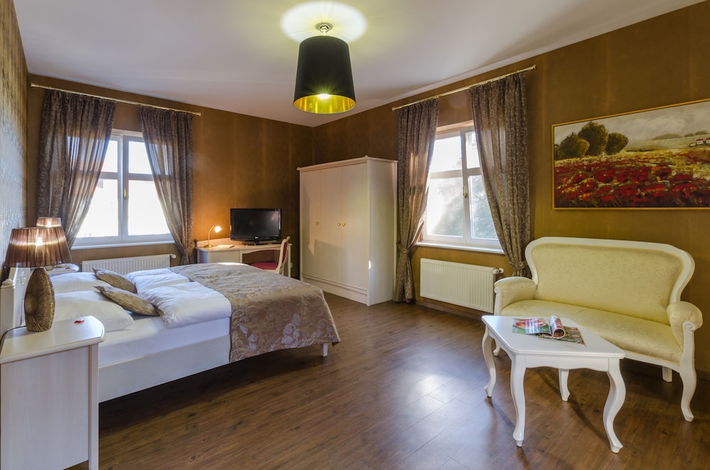 Guestroom