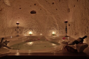 Jetted Tub