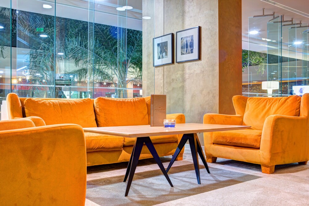 Hotel Lounge
