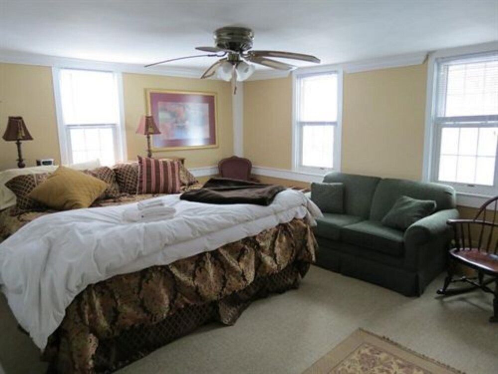 Guestroom