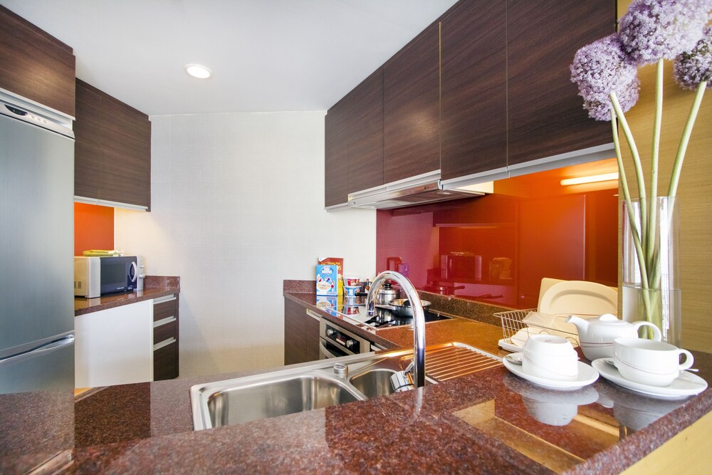 Executive Room, 1 Bedroom - In-Room Kitchen