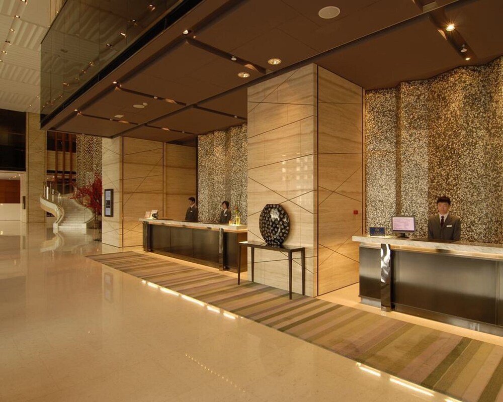 Check-in/Check-out Kiosk