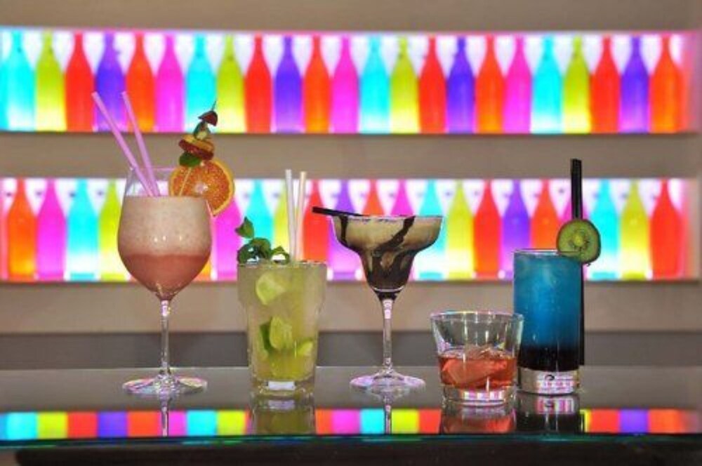 Hotel Bar