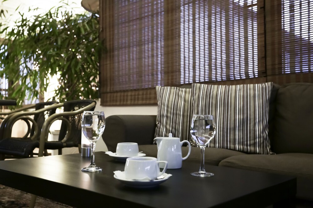 Hotel Bar