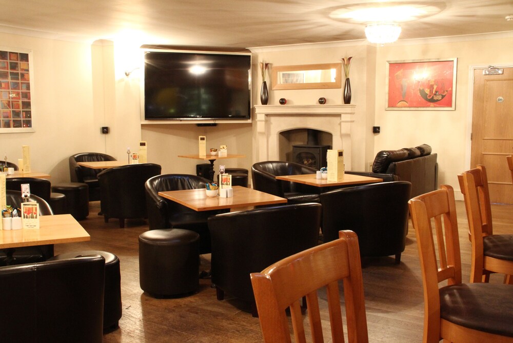 Hotel Bar