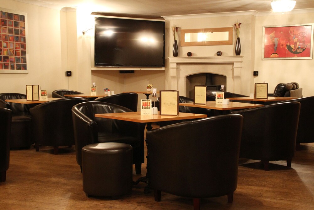 Hotel Bar