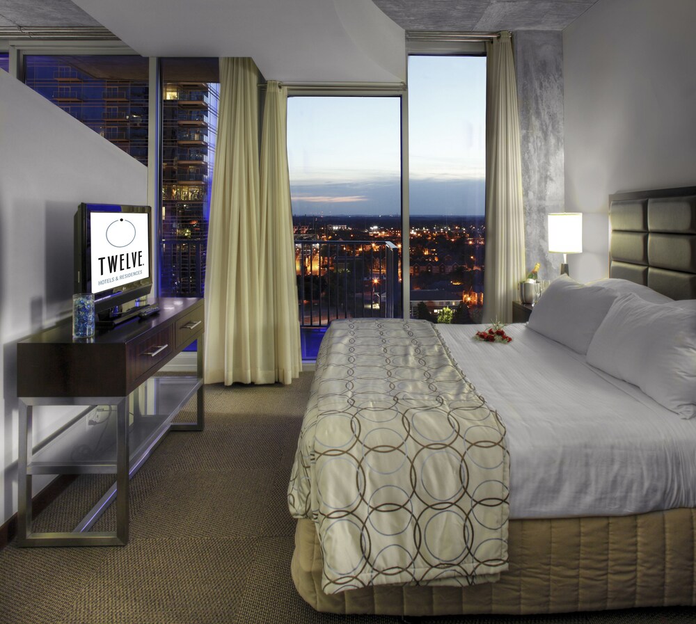 Suite, 1 Bedroom, Balcony - Guestroom View
