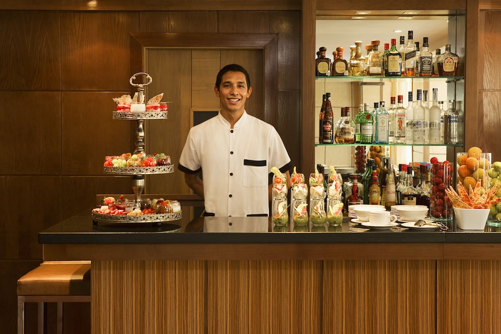 Hotel Bar