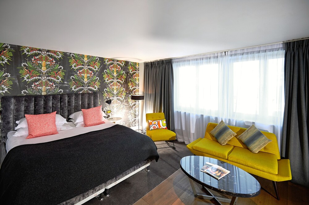 Guestroom