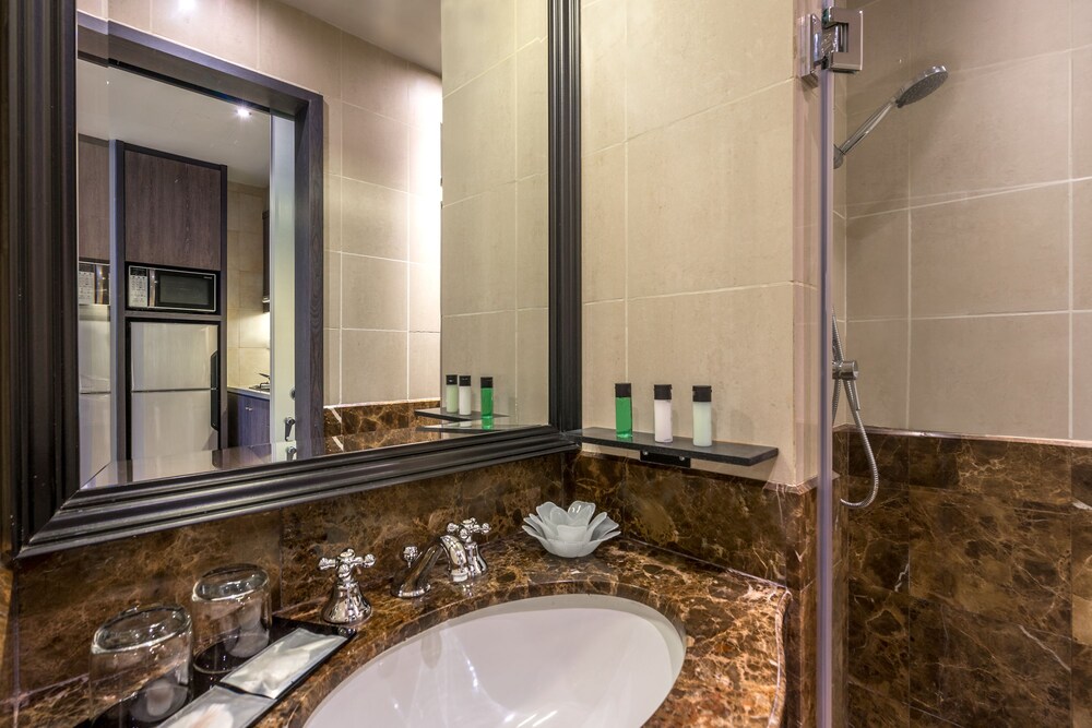 Studio, 1 King Bed (Breakfast on weekdays only except P.H) - Bathroom