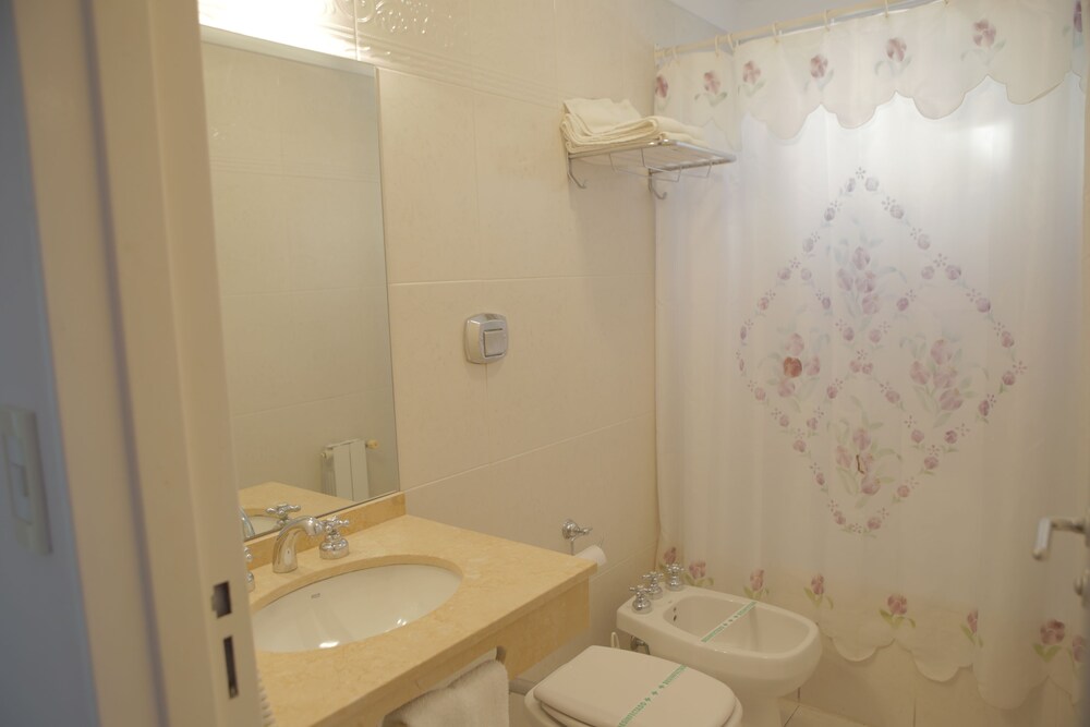 Superior Apartment - Bathroom