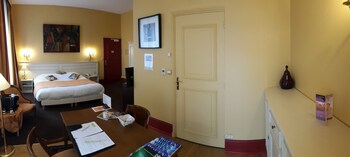 Guestroom