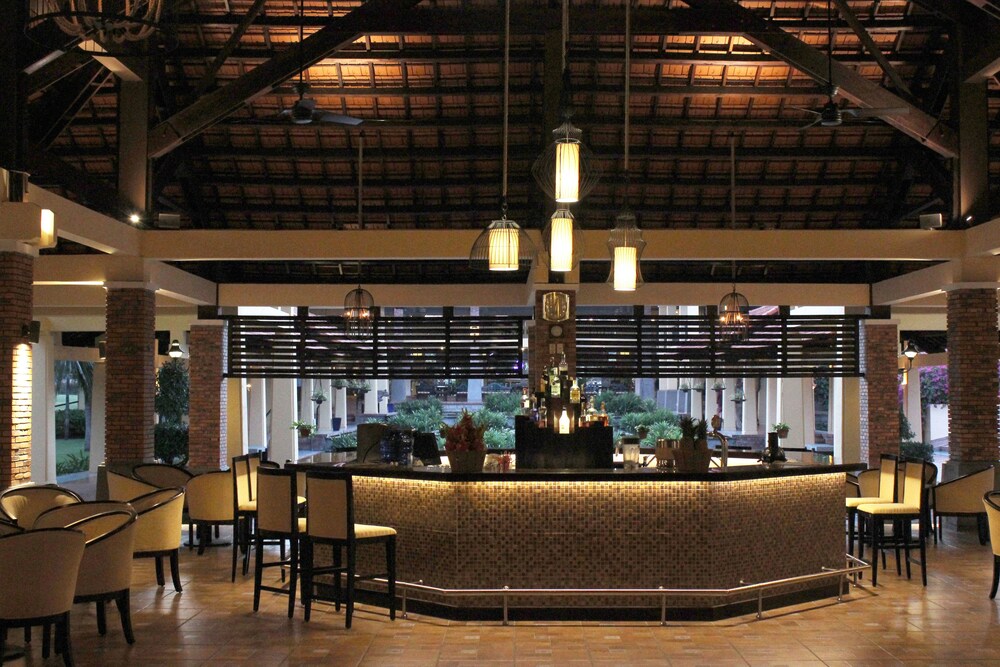 Hotel Bar