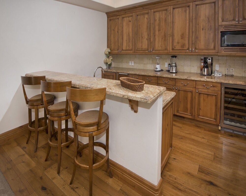 In-Room Kitchen