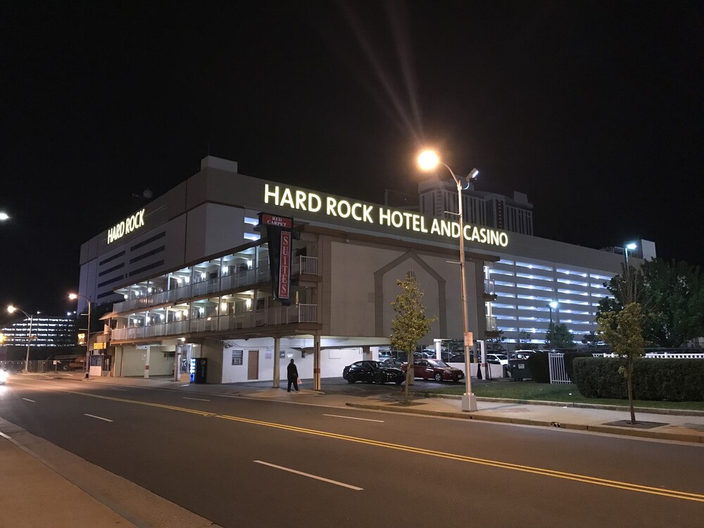 Hotel Front - Evening/Night
