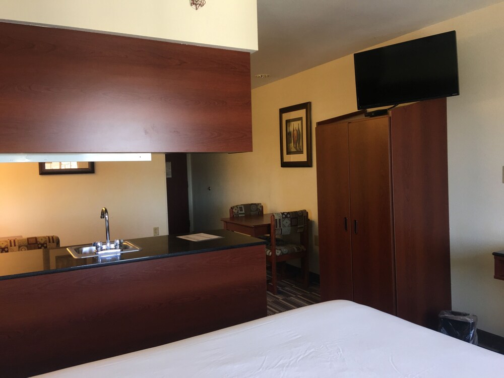 Guestroom View