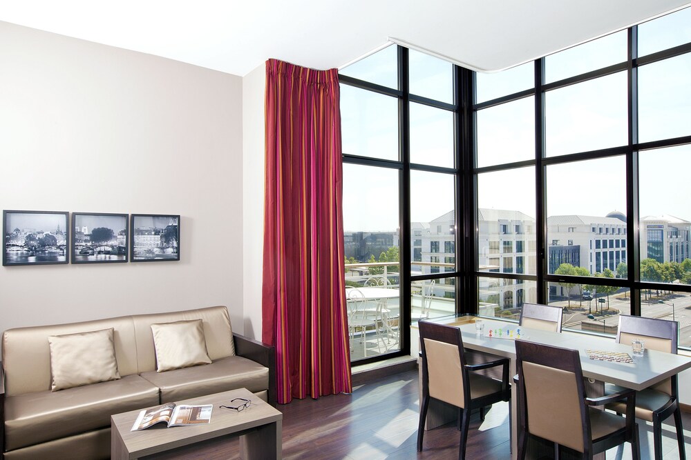 Guestroom View