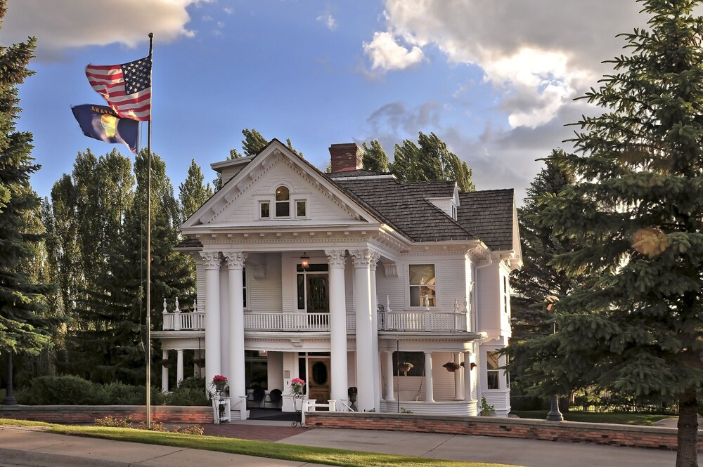 Hotel Front