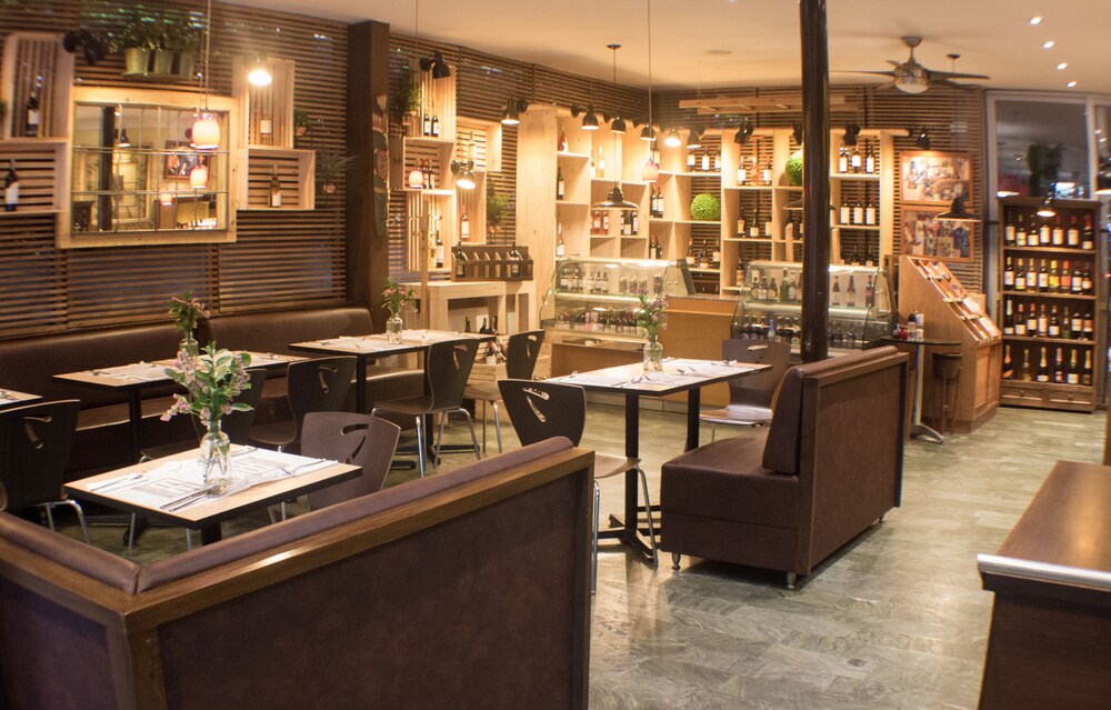 Cafe