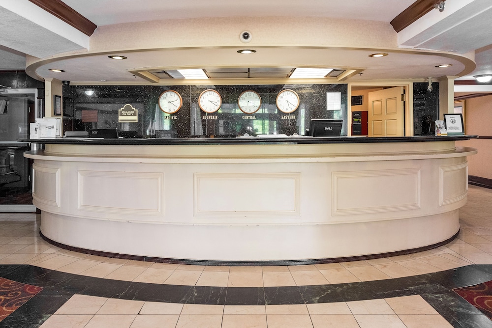 Concierge Desk