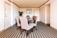 Suite, 1 King Bed, Non Smoking