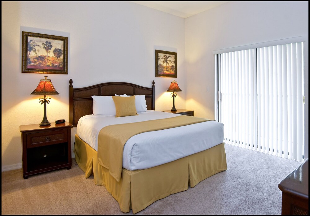 Deluxe Villa, 3 Bedrooms, 2 Bathrooms - Guestroom