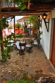 Courtyard View