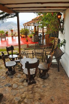 Courtyard View