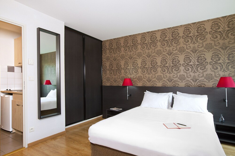 Studio - Guestroom