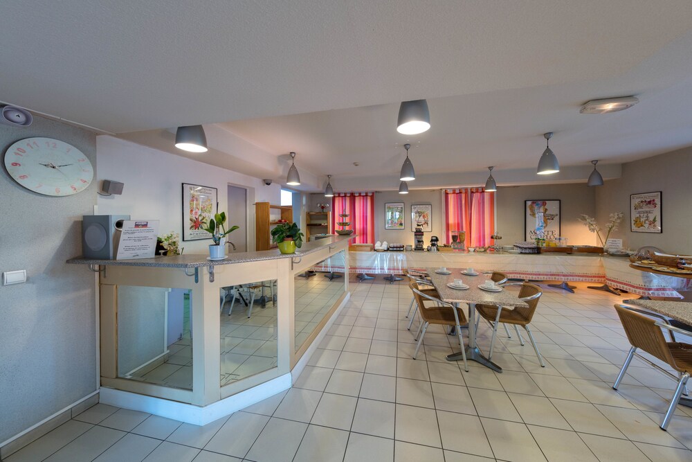 Salle de petit-déjeuner